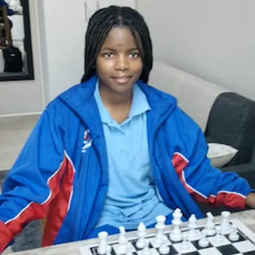 Lucy Khuphwathea